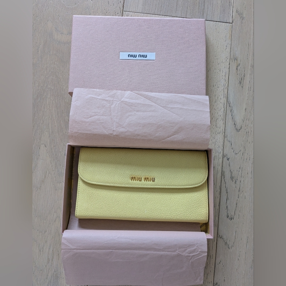 Miu Miu Yellow Leather Wallet